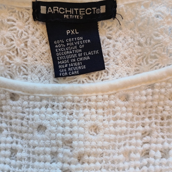 (1073) Architect Petite Woman's Sleeveless Blouse, Size: XLP Color: White - Picture 11 of 12